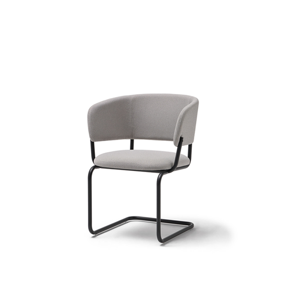 Silla RC Metal con Brazos Cantilever